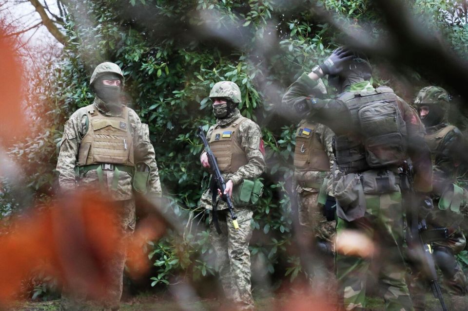 Подразделения ВСУ бегут с позиций в Харьковской области