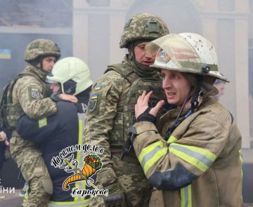 Так эвакуировали деток из детского садика, который опекал военный волонтер Павел Филипенко!