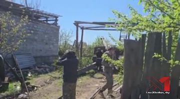 Работа хохлоартиллеристов. А че матюки не на мове?