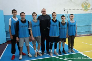 Ребята из Харьковской области стали победителями муниципальных соревнований в ЛНР по пионерболу среди учащихся 5–8 классов
