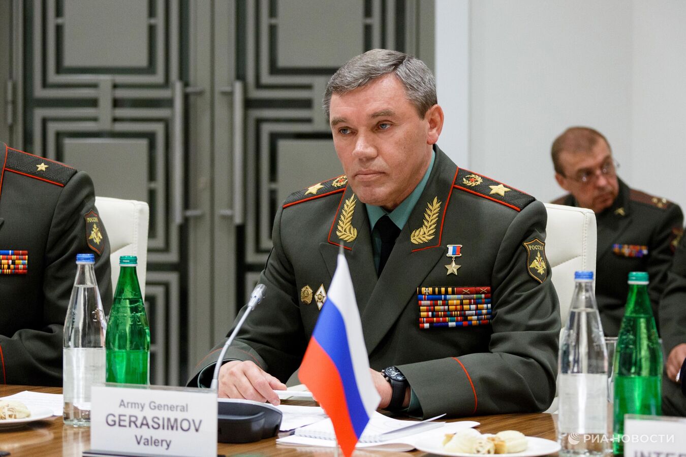Герасимов: группировка "Запад" блокировала группировку ВСУ в Купянске