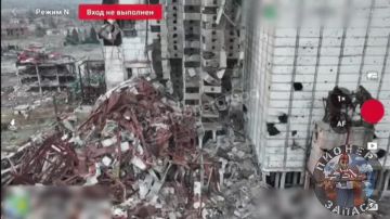 Наши парни из 128 бригады взяли элеватор и водрузили триколор в Волчанске