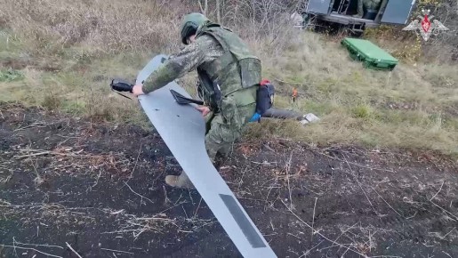 Минобороны России: Расчет разведывательного БПЛА «Скат-350М» группировки войск «Север» в ходе выполнения задач боевого дежурства обнаружил замаскированные позиции ВСУ на Харьковском направлении