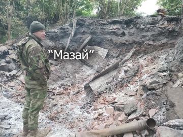 Этот пост о тех, кто каждый день, рискуя своей жизнью, идёт под пули, снаряды и дроны ради того, чтобы эвакуировать с передка раненных Воинов