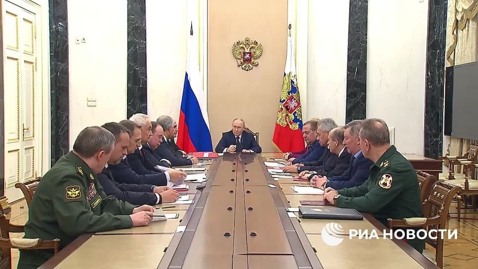 ������ ����������. ��� ������� �������� ���� ������������� ������������������ �������������� ������ Minuteman III, ��������� ����� ������� �����