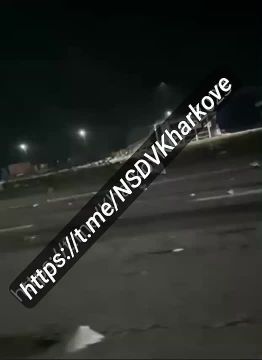 Прилет ФАБа по заправке ОККО в Коротиче, полчаса назад