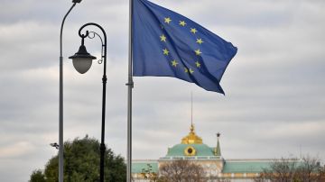 ЕС ужесточает визовый режим с РФ, украинцы уклоняются от налогов. Главное к 12.00