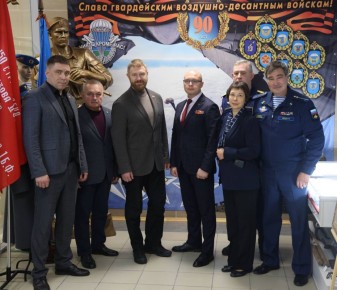 Александр Малькевич: Глава ВГА Харьковской области Виталий Ганчев встретился с учениками школы №506 Кировского района Санкт-Петербурга