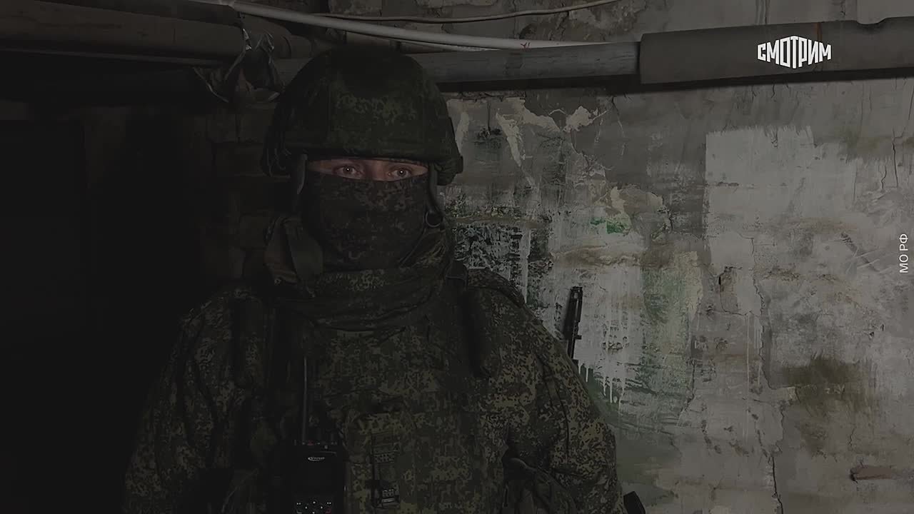 "Продвигаемся вперед, настроение боевое": командир штурмового отряда 121-го мотострелкового полка с позывным Лаврик рассказал, что российские войска продолжают освобождать западную часть Купянска от ВСУ