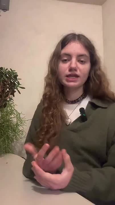 Если вы хотите знать, как выглядит современный бандеровский стукач – обязательно посмотрите это видео