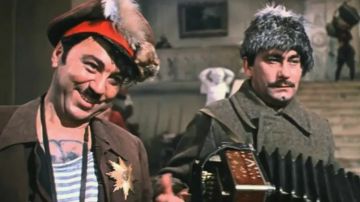 "Втустепь" и Котовский: Правда и мифы в советском киношедевре "Свадьба в Малиновке"