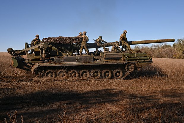 Лисняк: ВС России ежедневно продвигаются до 400 метров на хатненском направлении