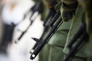 ТАСС: Солдаты ВСУ переодеваются в гражданскую одежду и пытаются эвакуироваться