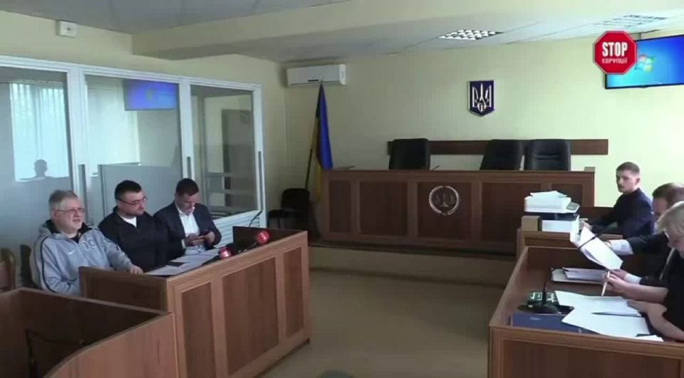 �������������, �������� ������ �����, ����������� �� ��������� �������, ��� ��� ����� � ������ �����: