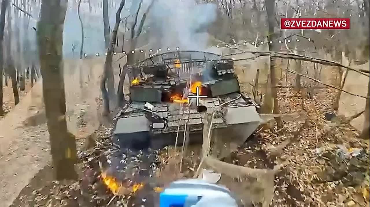 ВСУ пытались прорваться в Купянск, на подступах к городу уничтожены танк Т-72, бронемашина "Новатор", пикап и мотовездеход с боевиками