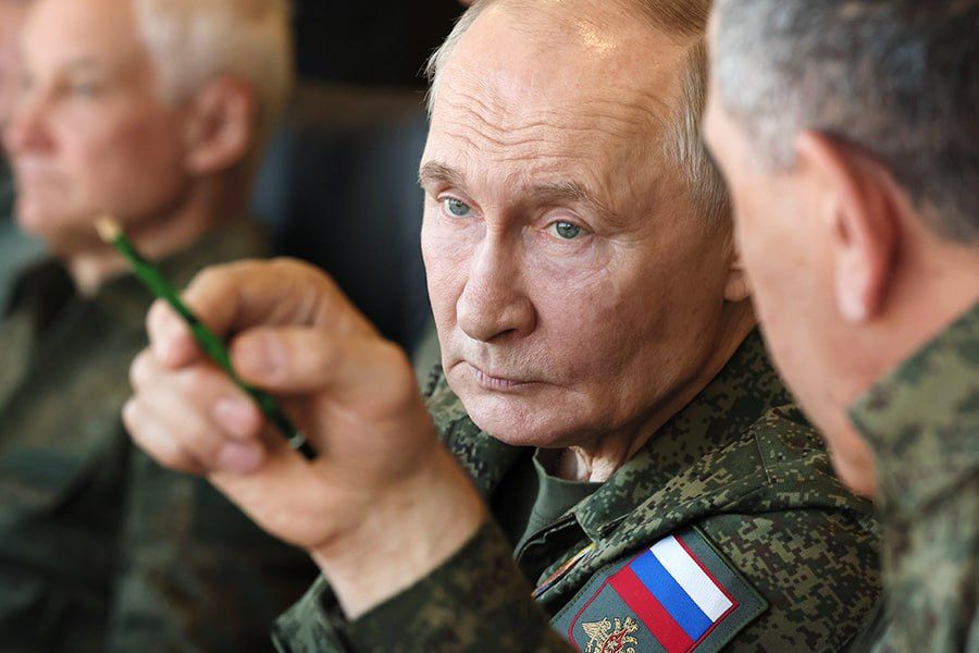 Глава Генштаба ВС РФ Герасимов доложил Владимиру Путину об освобождении Купянска