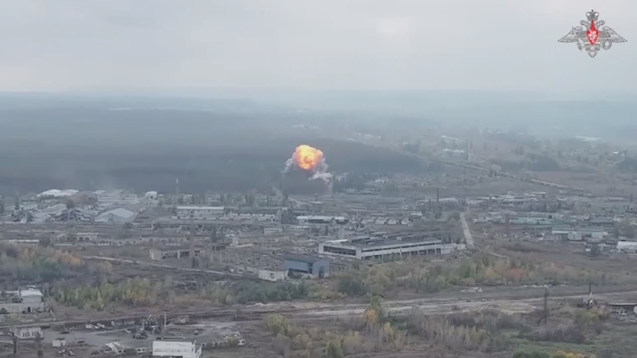 Кадры освобождения Купянска, о котором начальник Генштаба Валерий Герасимов вчера доложил Верховному Главнокомандующему Владимиру Путину