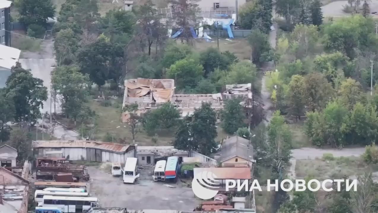 Видео из освобождённого Купянска публикует Минобороны – бойцы развернули в нем российские флаги