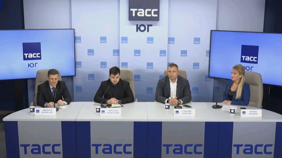 Инфовойны и опасность ИИ обсудили на патриотическом форуме в Ростове-на-Дону