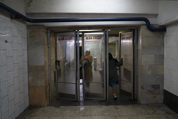 В Харькове остановилось метро на фоне перебоев со светом в городе