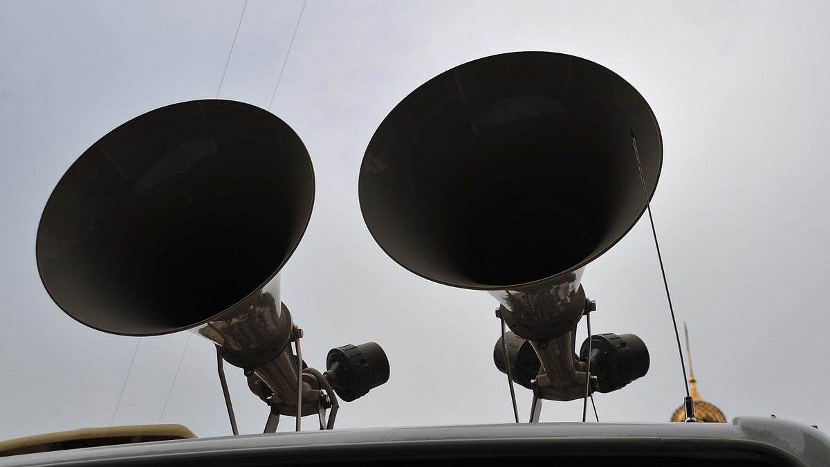 В Харькове прогремели взрывы, начался пожар