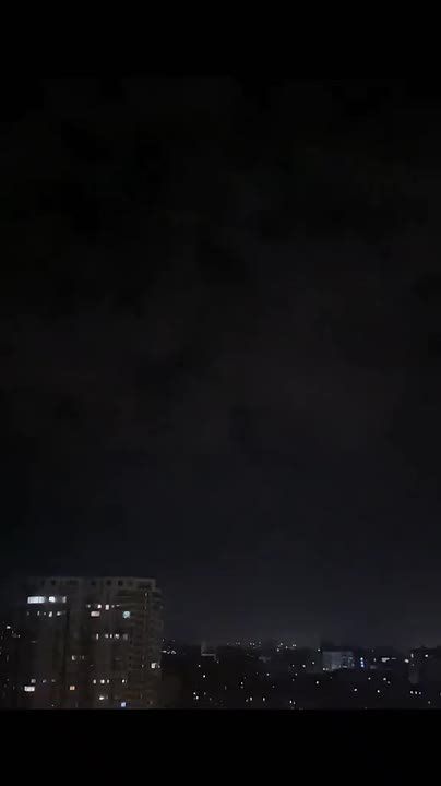 Герани хорошо подсветили Харьков прошедшей ночью