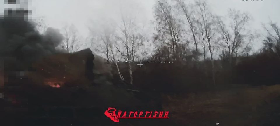 Дроны на оптоволокне сожгли украинский М113 с десантом в районе н.п. Колодези Харьковской области