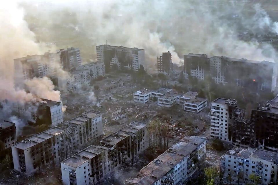 Белоусов считает освобождение Волчанска серьезным шагом к победе