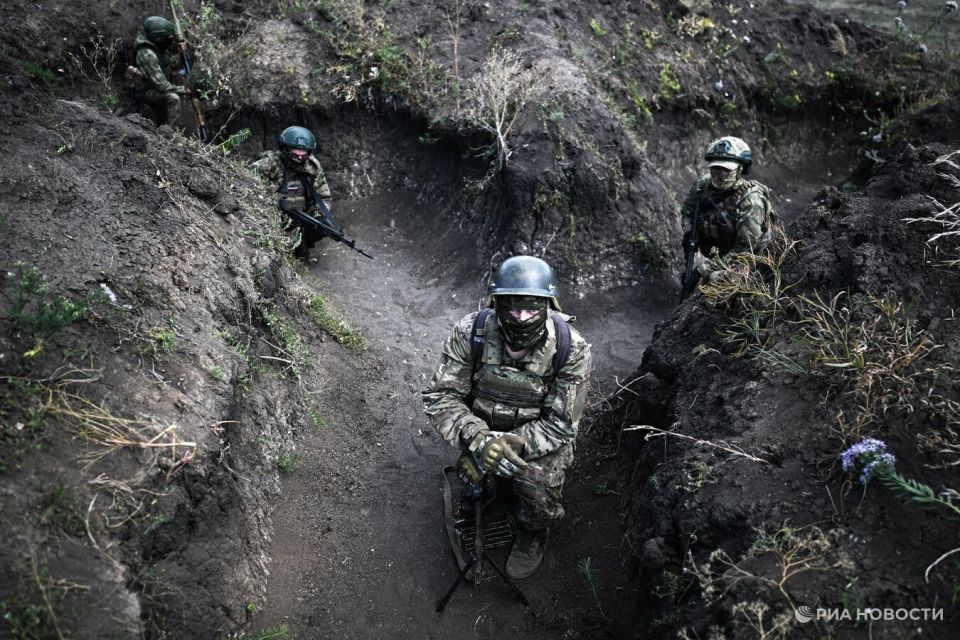 Белоусов поздравил бойцов группировки "Север" с освобождением Волчанска