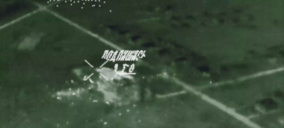 Расчёты реактивной артиллерии группировки "Север" нанесли точный удар по зданию с боевиками и имуществом противника в н.п. Вильча Харьковской области