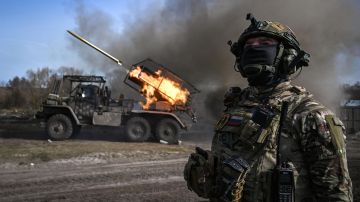 Удар с тыла и быстрый разгром: Михаил Онуфриенко сравнил тактику под Красноармейском и Артемовском