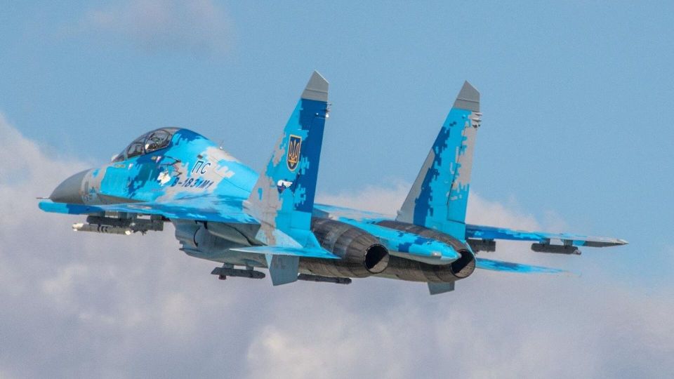 ВСУ потеряли истребитель Су-27, Зеленский провёл переговоры в Британии. Главное к этому часу