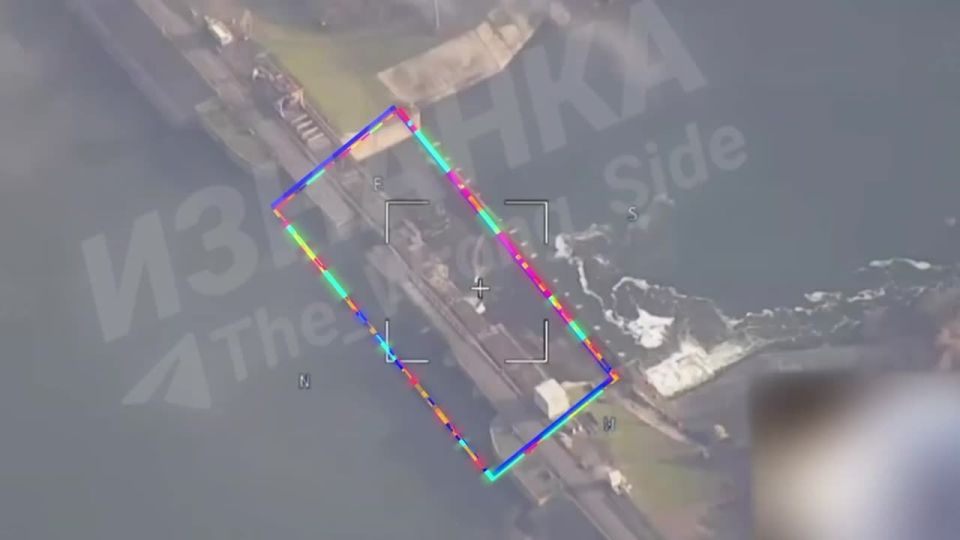 Тот самый удар по дамбе в районе Печенегов Харьковской области при помощи РСЗО «Торнадо-С»