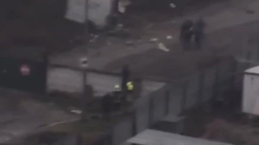 По данным киевской полиции, на закрытой территории возле метро Харьковская произошла детонация неизвестного устройства