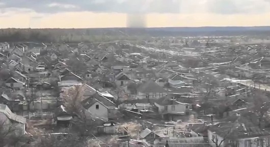 В сети публикуют видео Красного Лимана, города на границе ДНР и Харьковской области