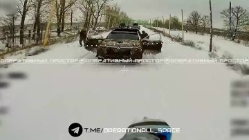 Дроноводы 6 армии разнесли машину с всушниками в районе Благодатовки, сорвав очередную атаку на Купянском направлении