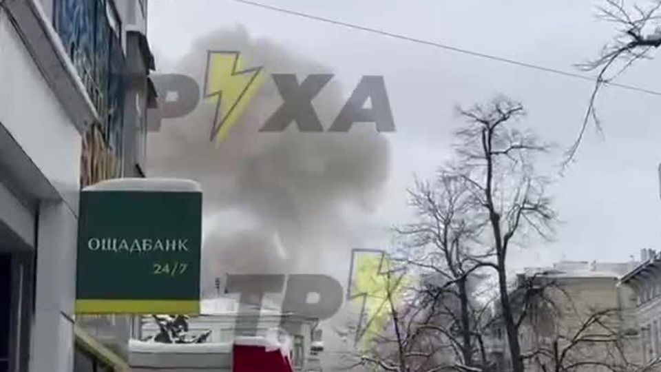 Украинские политики ожидаемо начали раскручивать провокацию в Харькове