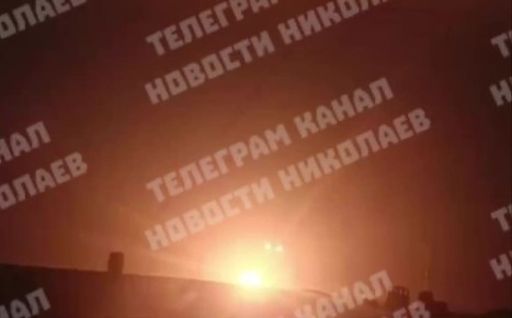 Цели в Николаеве атакуют российские ударные беспилотники, согласно сообщений в мониторинговых группах