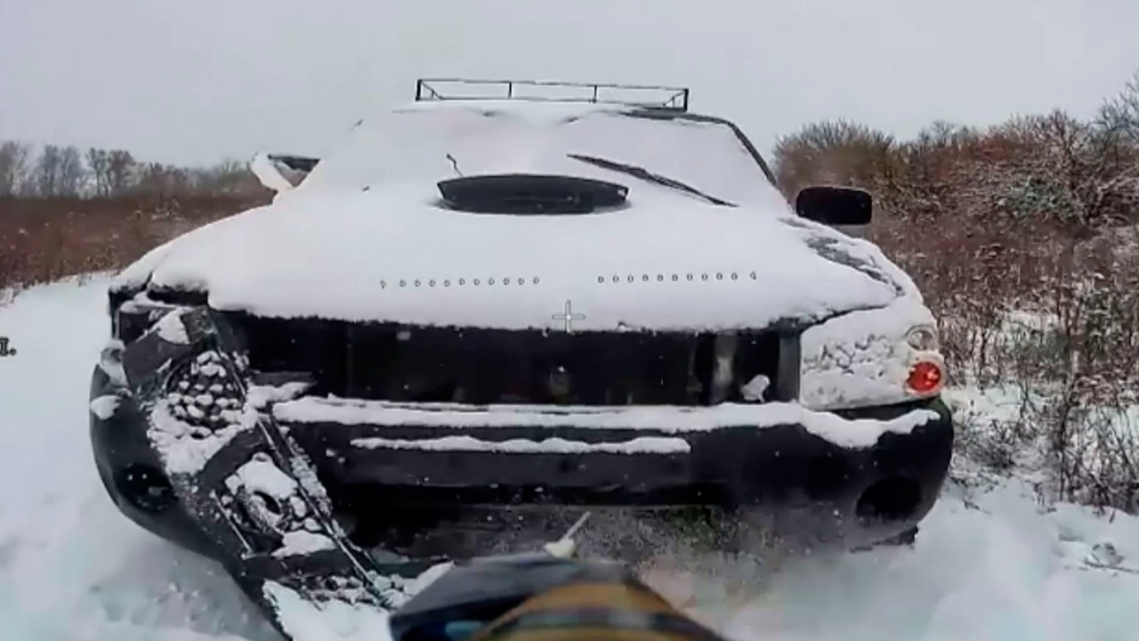 Расчеты FPV-дронов сожгли канадский Senator в Купянском районе