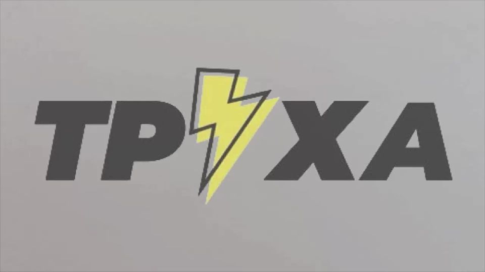 РСЗО "Торнадо-С" лупит по ТЭЦ-6 в Харькове