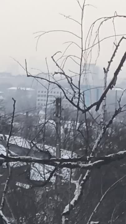 По пригороду Харькова в поселке Песочин был нанесён удар шестью ракетами Торнадо-С по ТЭЦ-6, сообщает «Синяя Z Борода»