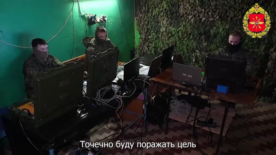 Минобороны России: Расчеты БПЛА самолетного типа «Молния-2» 44-го армейского корпуса группировки войск «Север» уничтожили пункт управления БПЛА и снайперские пары ВСУ на Харьковском направлении