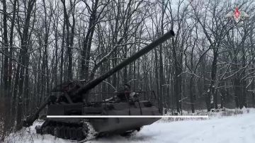 Минобороны России: Расчеты САУ «Малка» группировки войск «Север» уничтожили укрытия, технику и живую силу подразделений ВСУ в Харьковской области