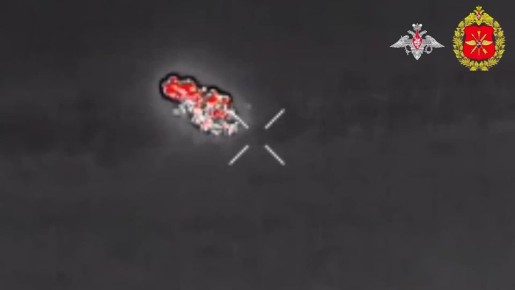 Минобороны России: Артиллеристы испепеляют позиции противника