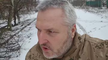 Хохол без каких-либо проблем проходит по центру Купянска-Узлового, об освобождении которого во вторник сообщал Генштаб России