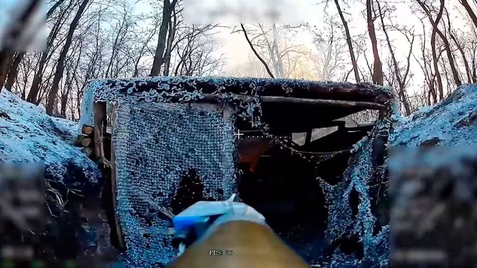 Дроноводы поразили украинский «Пион» в Харьковской области