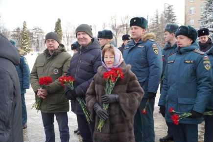 Федеральные дорожники приняли участие в памятных мероприятиях, приуроченных ко Дню защитника Отечества