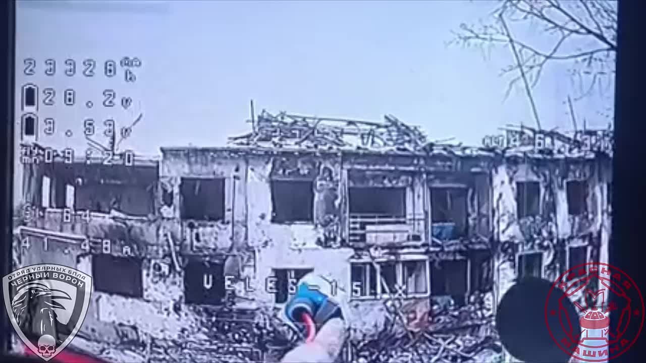 Работа оператора отряда ударных БпЛА «Чёрный ворон» 3-й мотострелковой дивизии 20-й общевойсковой армии