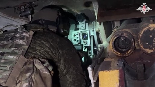 Артиллерия группировок «Запад» (САУ «Мста-С») и «Север» (САУ «Гвоздика») наносят удары по позициям ВСУ