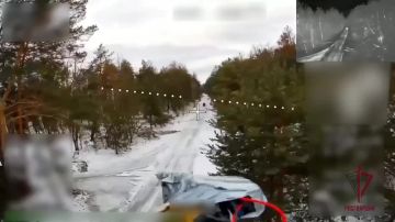 Оператор БПЛА Росгвардии уничтожил вражеский квадроцикл на харьковском направлении